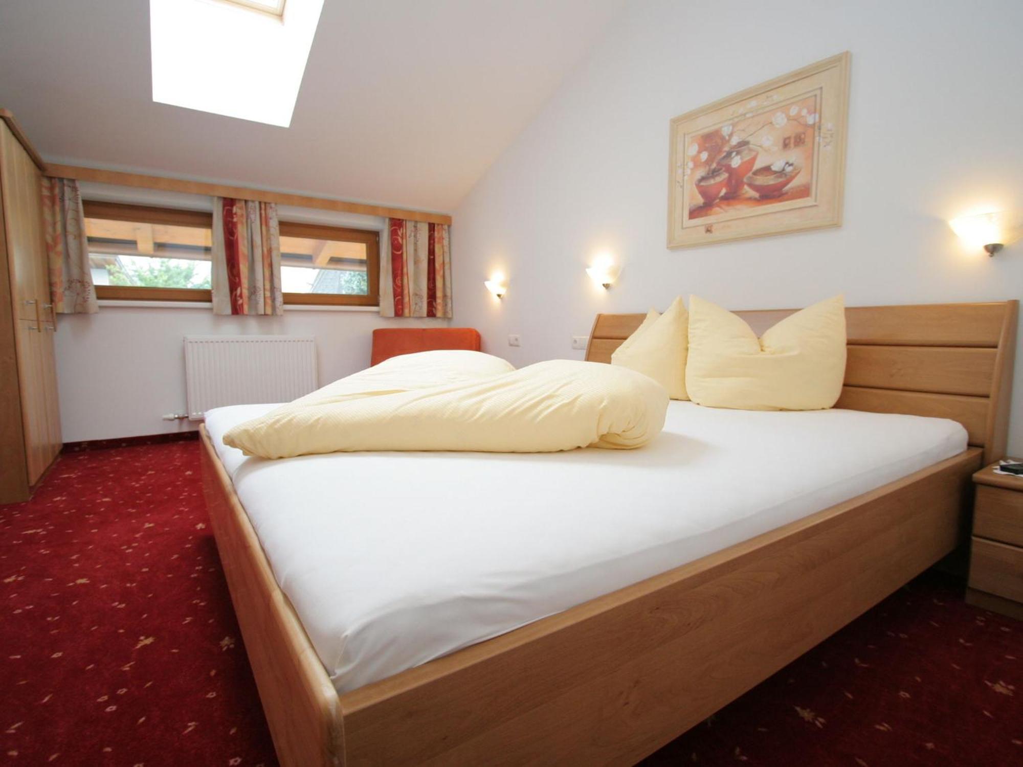 Charming Apartment In Uderns With Balcony Bagian luar foto